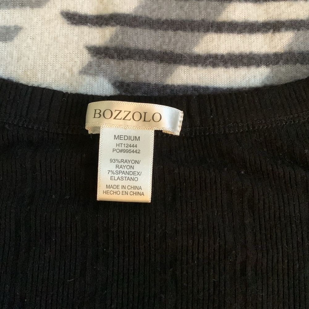 Crop top! - Picture 2 of 2